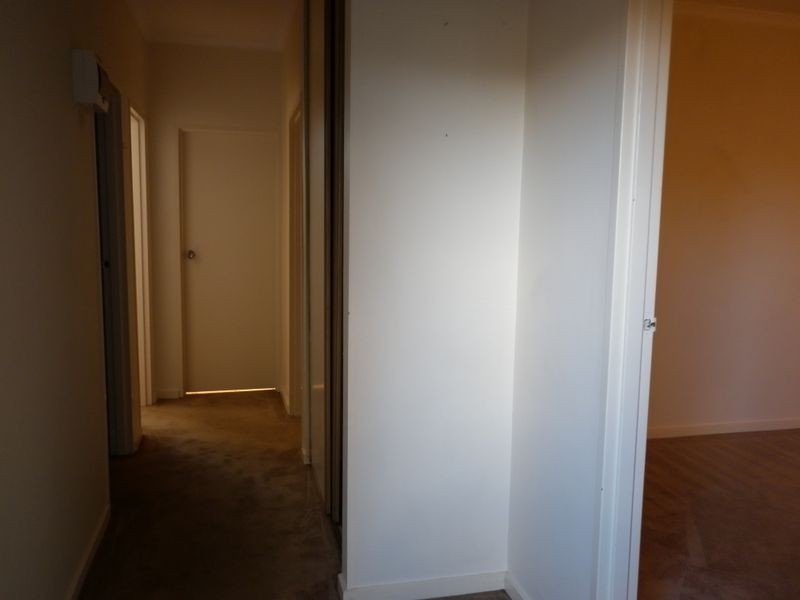 1/8 Browning Avenue, Clayton South VIC 3169