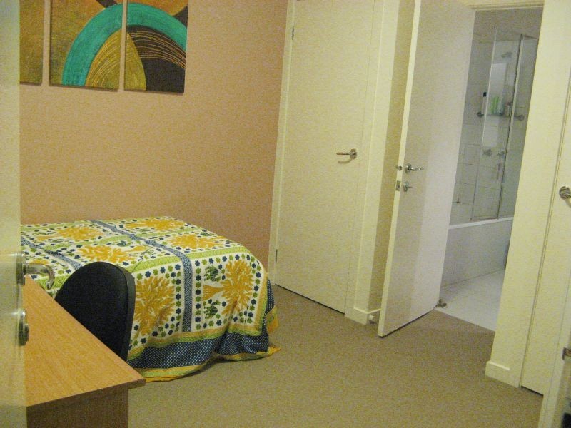 35/1 Greenfield Drive, Clayton VIC 3168