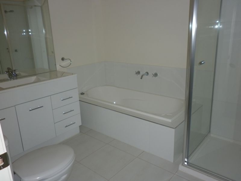 1/21 Newport Road, Clayton South VIC 3169