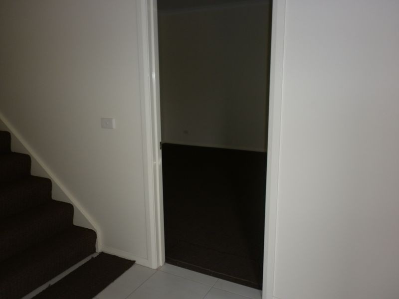 2/21 Newport Road, Clayton VIC 3168