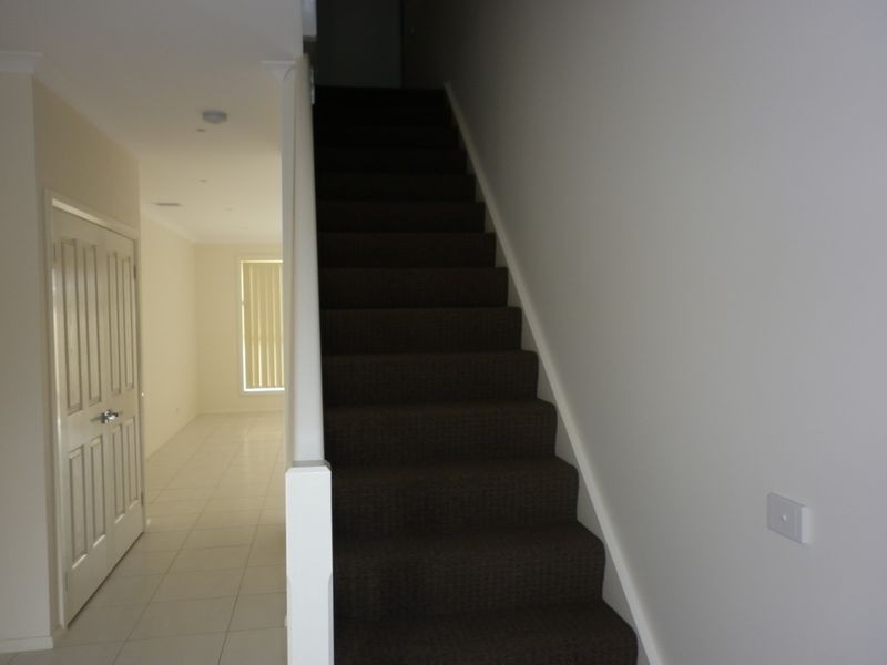 2/21 Newport Road, Clayton VIC 3168