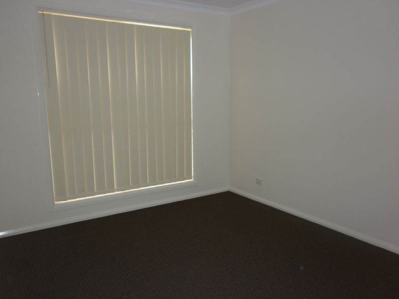 2/21 Newport Road, Clayton VIC 3168