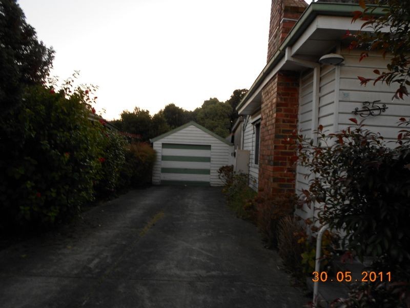 35 Koonawarra Street, Clayton VIC 3168