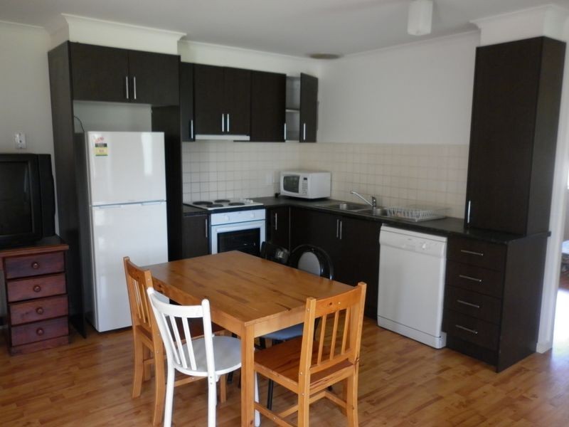 2/18 Colonel Street, Clayton VIC 3168