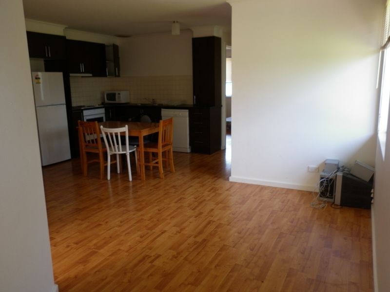 2/18 Colonel Street, Clayton VIC 3168