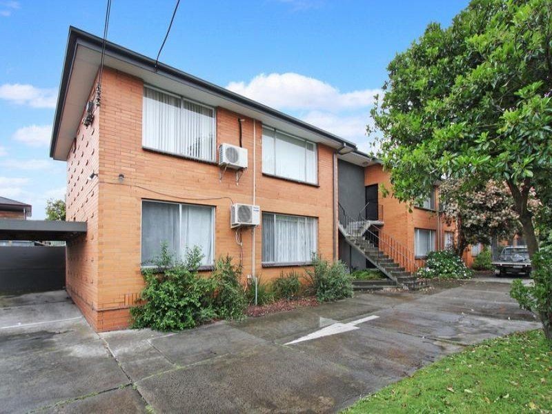 1/1 Burton Avenue, Clayton VIC 3168