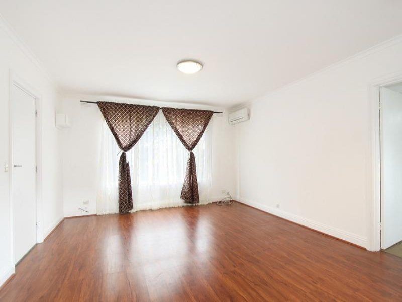 1/1 Burton Avenue, Clayton VIC 3168