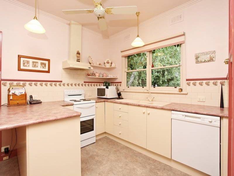 842 Blackburn Road, Clayton VIC 3168