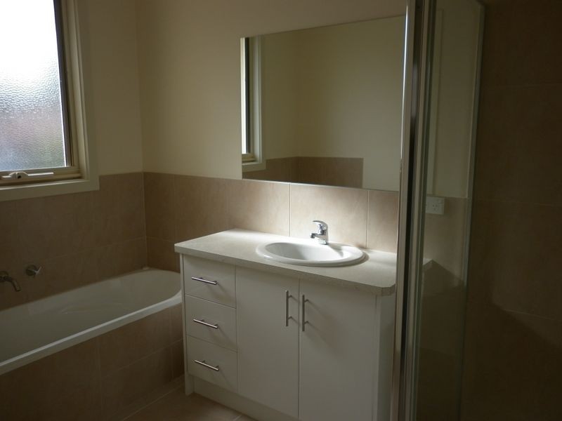 18 Dooga Street, Clayton VIC 3168