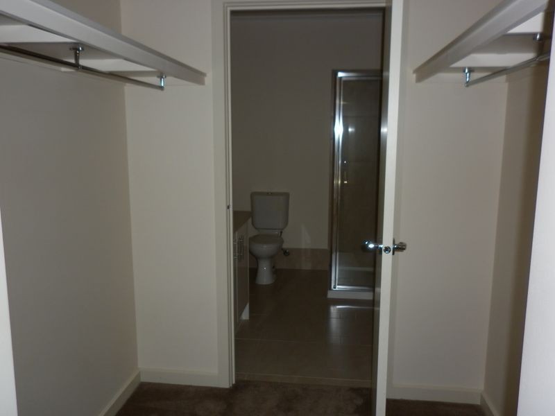 18 Dooga Street, Clayton VIC 3168