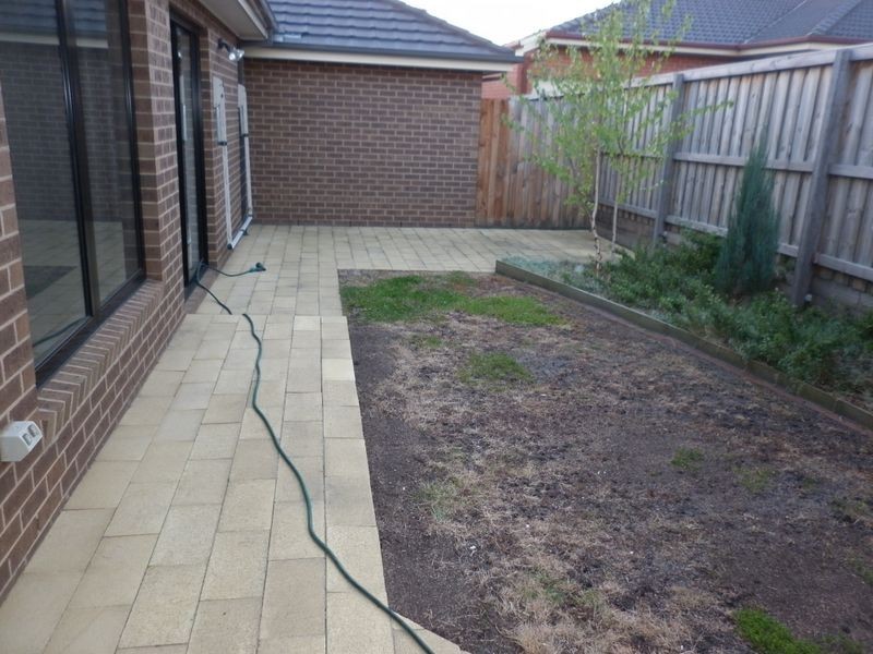 1/5 Alexander Avenue, Oakleigh East VIC 3166