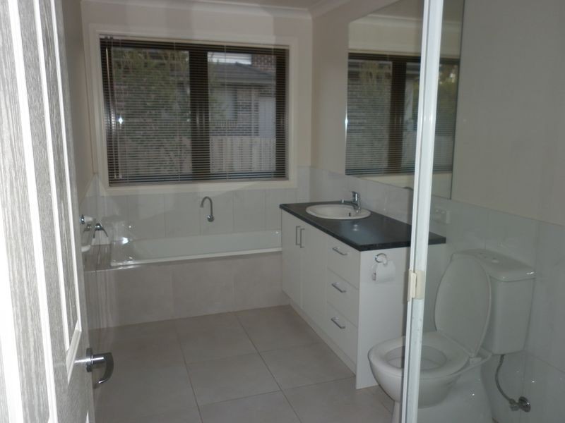 1/5 Alexander Avenue, Oakleigh East VIC 3166