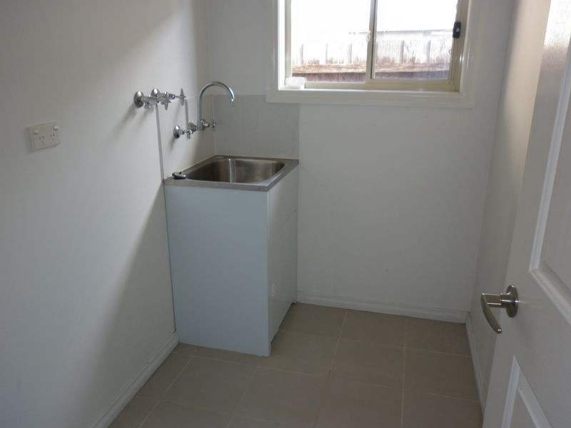 2/8 Jason Street, Oakleigh South VIC 3167