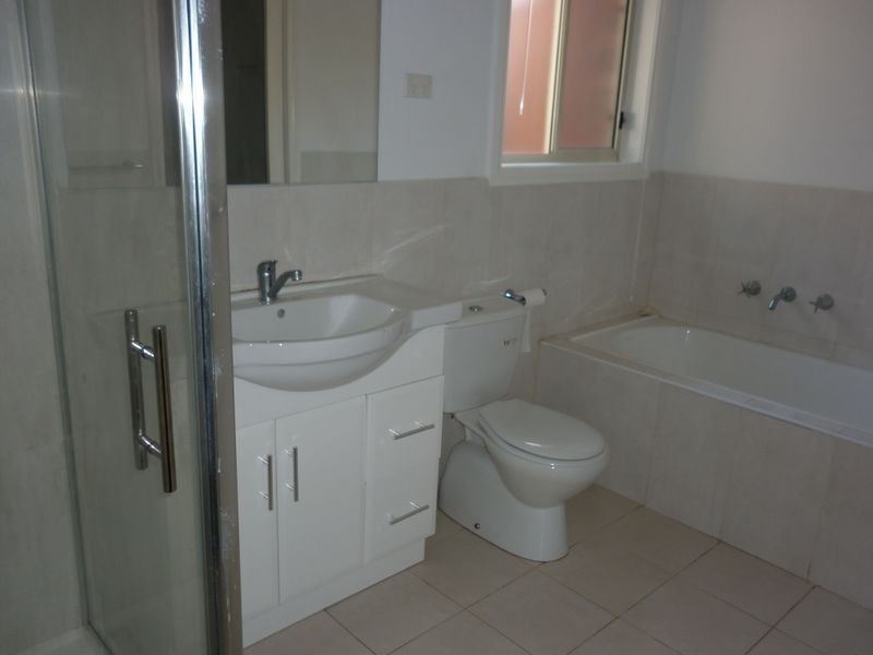 2/8 Jason Street, Oakleigh South VIC 3167