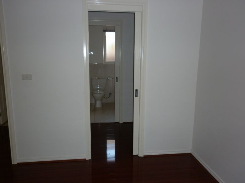 2/8 Jason Street, Oakleigh South VIC 3167