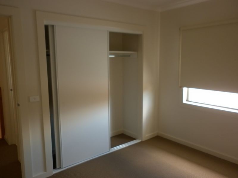 2/131 Clayton Road, Oakleigh East VIC 3166