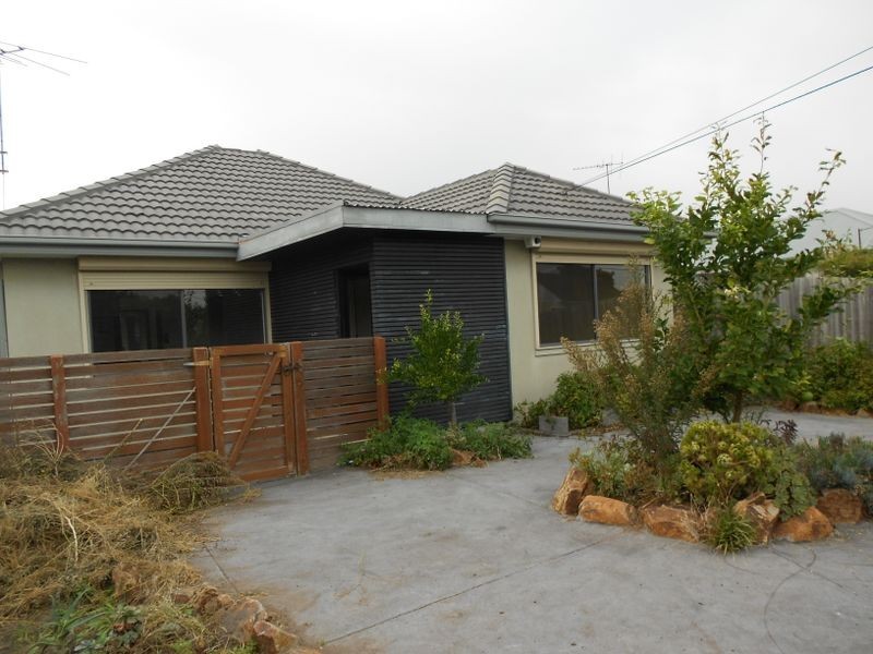 1/18 Knight Street, Clayton South VIC 3169