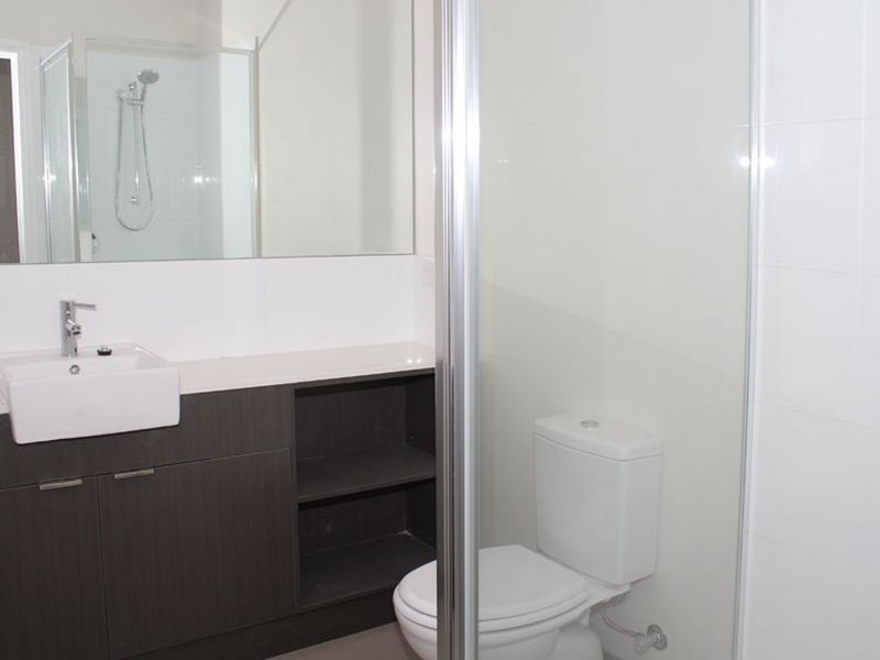 2/9 Westerfield  Drive, Notting Hill VIC 3168