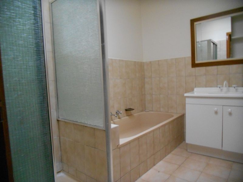 2/1444 North Road, Clayton VIC 3168