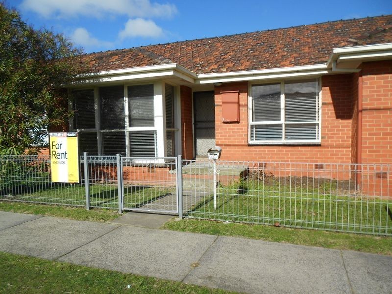 2/18 Banksia Street, Clayton VIC 3168