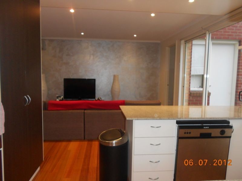 1/11-15 The Deviation, Wheelers Hill VIC 3150