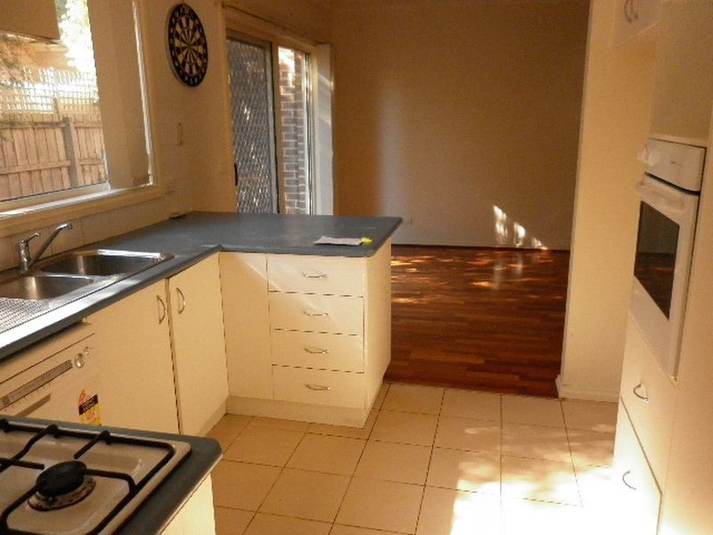 2/23 Panorama Street, Clayton VIC 3168