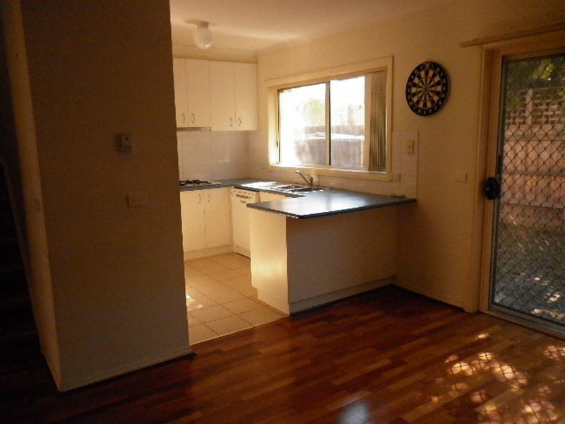 2/23 Panorama Street, Clayton VIC 3168