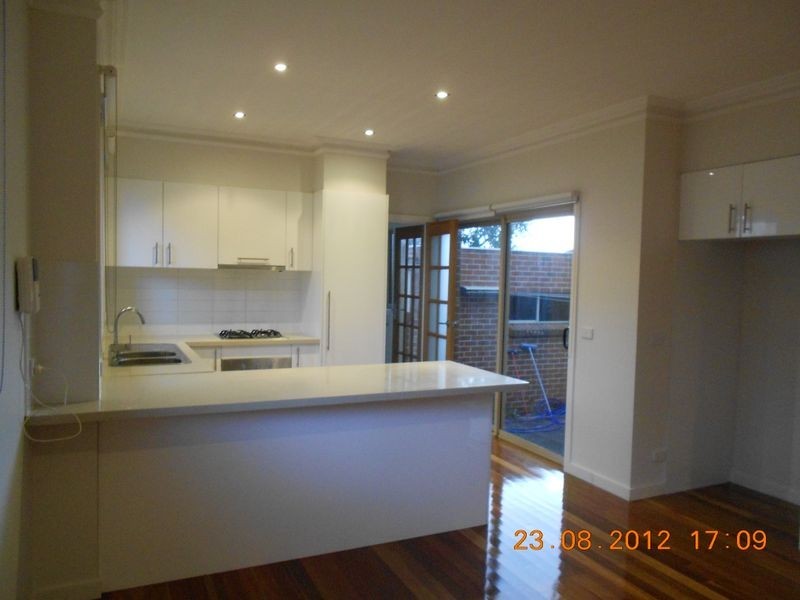 1/34 Margaret Street, Clayton VIC 3168