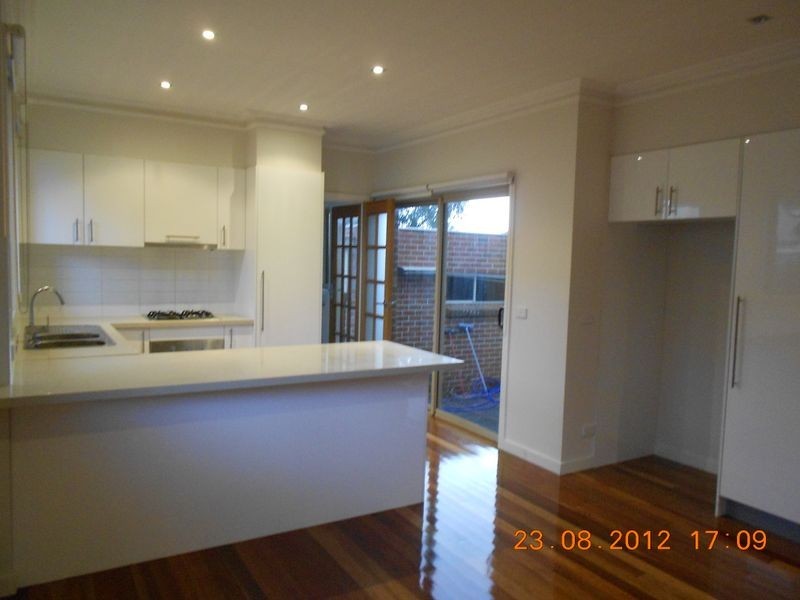 1/34 Margaret Street, Clayton VIC 3168