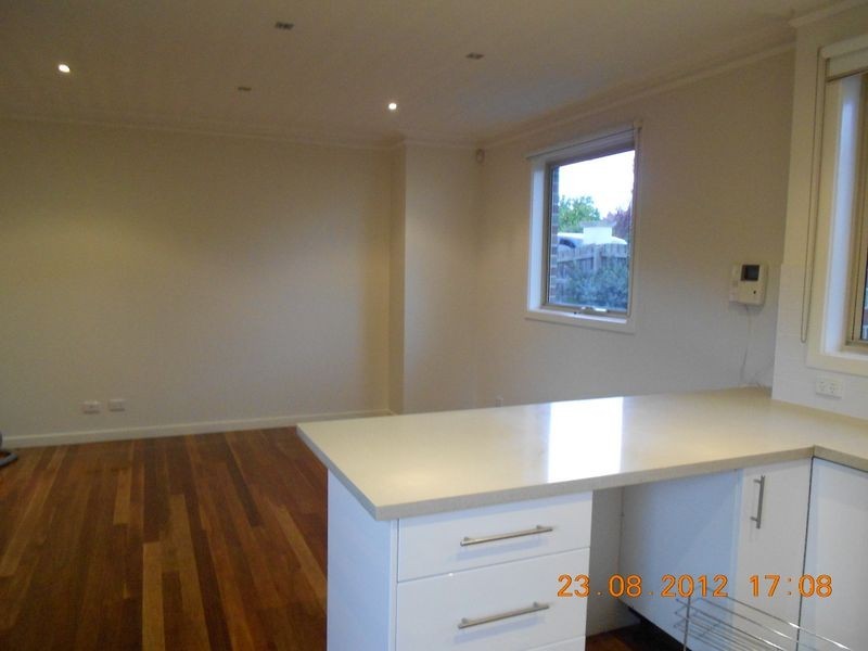 1/34 Margaret Street, Clayton VIC 3168