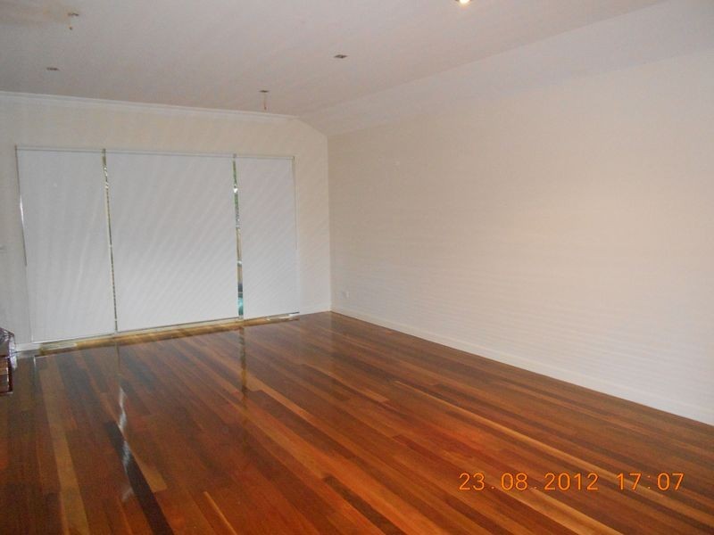 1/34 Margaret Street, Clayton VIC 3168