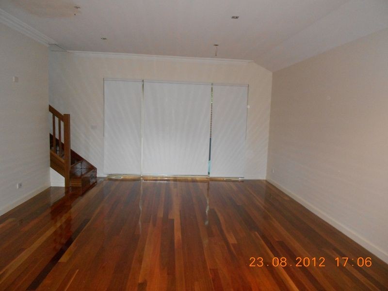 1/34 Margaret Street, Clayton VIC 3168