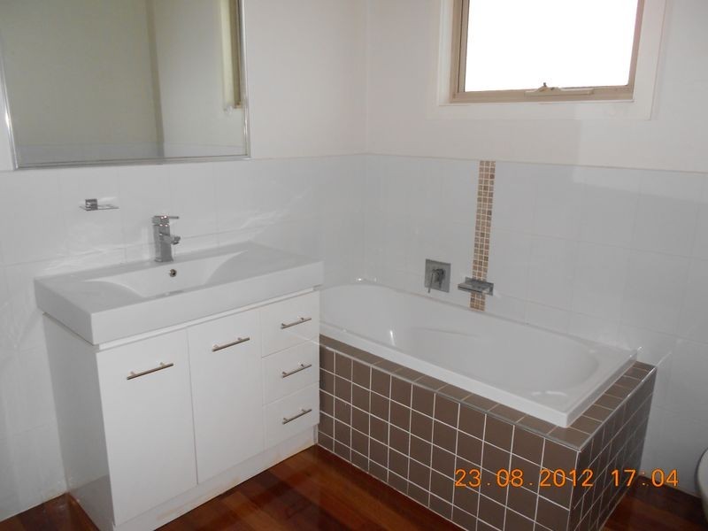 1/34 Margaret Street, Clayton VIC 3168