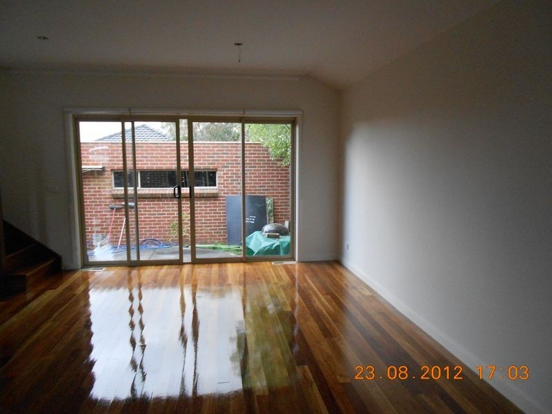 1/34 Margaret Street, Clayton VIC 3168