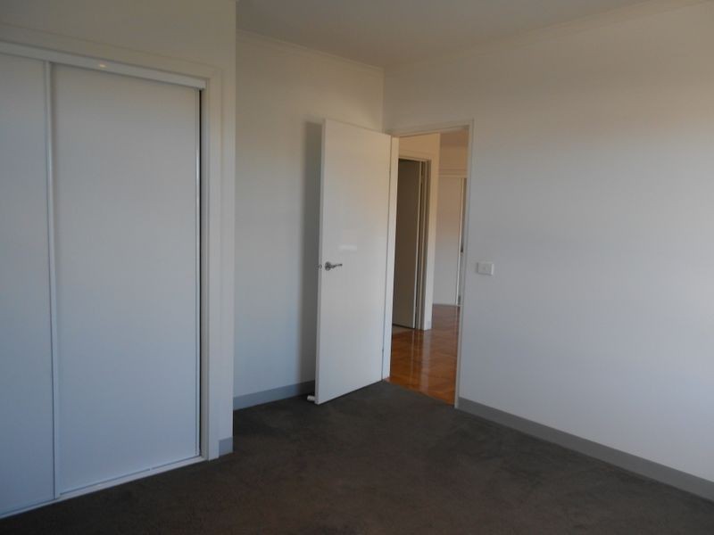 18/24-26 Burton Avenue, Clayton VIC 3168