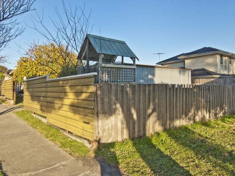 67 Kanooka Grove, Clayton VIC 3168