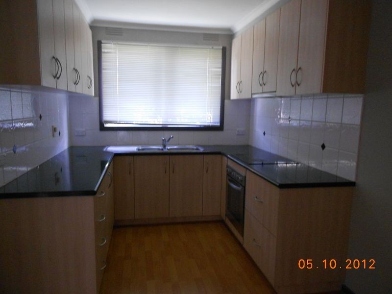 2/5 Burton Avenue, Clayton VIC 3168