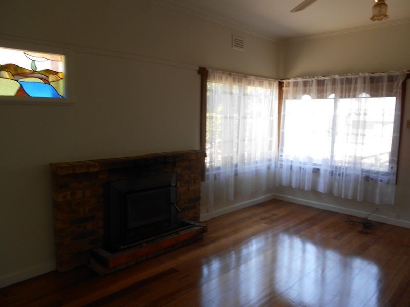 3 Manoon Road, Clayton South VIC 3169