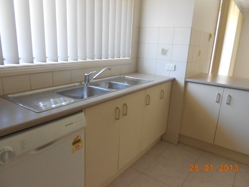 2/20 Burton Avenue, Clayton VIC 3168