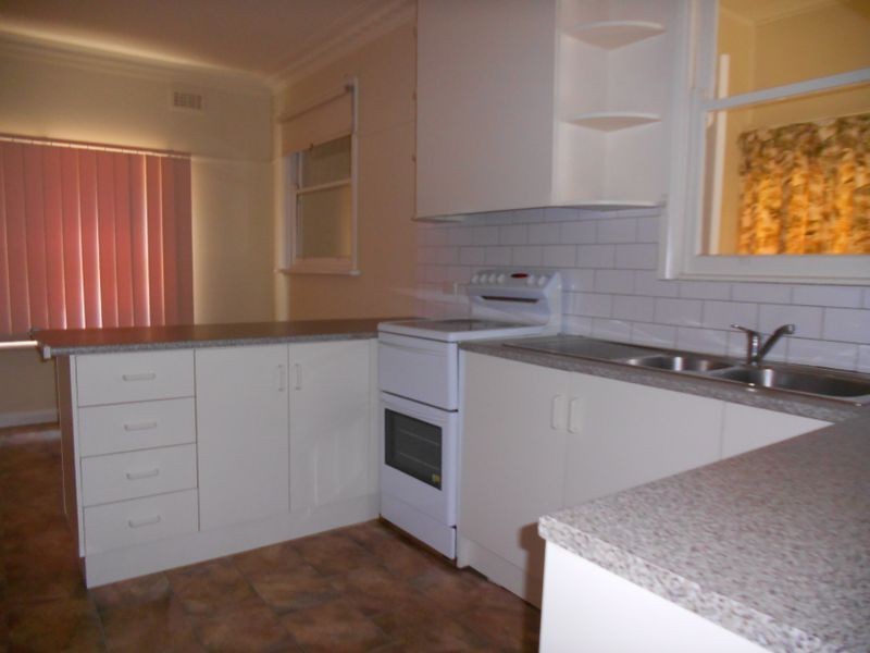 3/6 Dobson Avenue, Oakleigh East VIC 3166