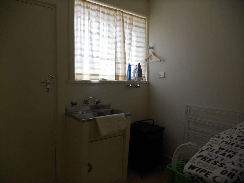 3/6 Dobson Avenue, Oakleigh East VIC 3166