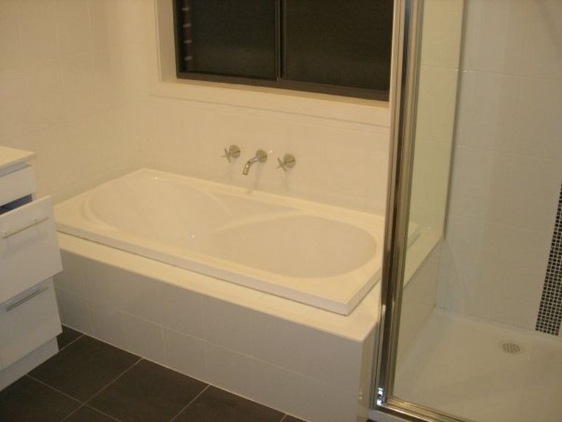 2/23 Kionga Street, Clayton VIC 3168