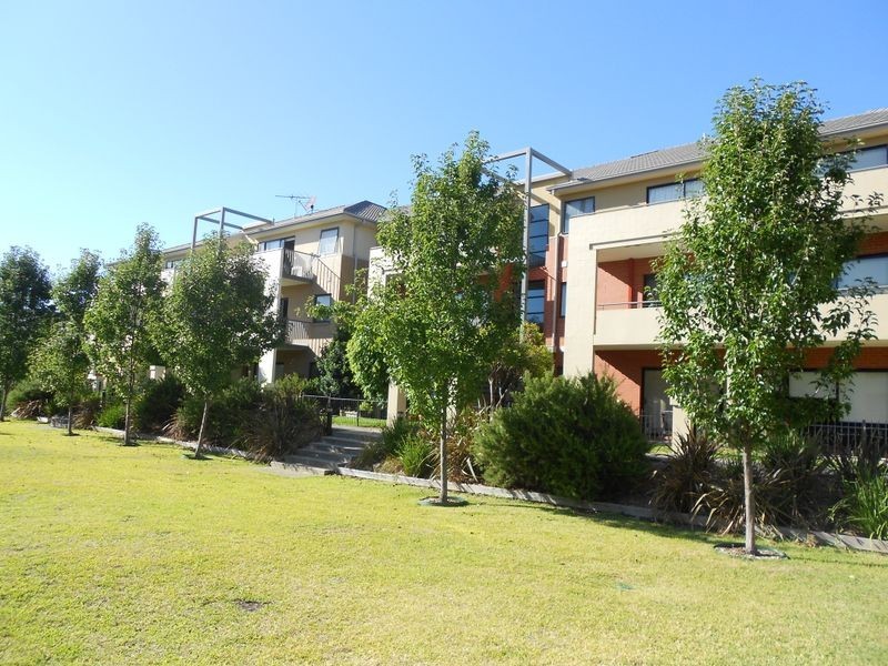 5/2 Greenfield Drive, Clayton VIC 3168
