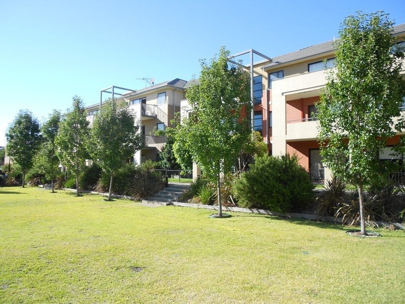 5/2 Greenfield Drive, Clayton VIC 3168