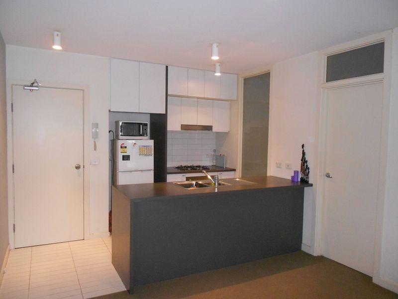 5/2 Greenfield Drive, Clayton VIC 3168
