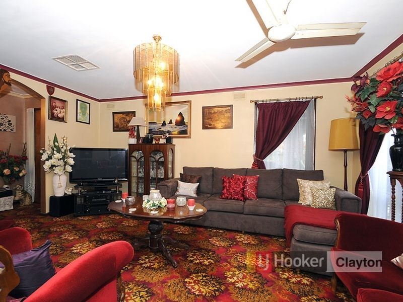 15 Nettelbeck Road, Clayton South VIC 3169