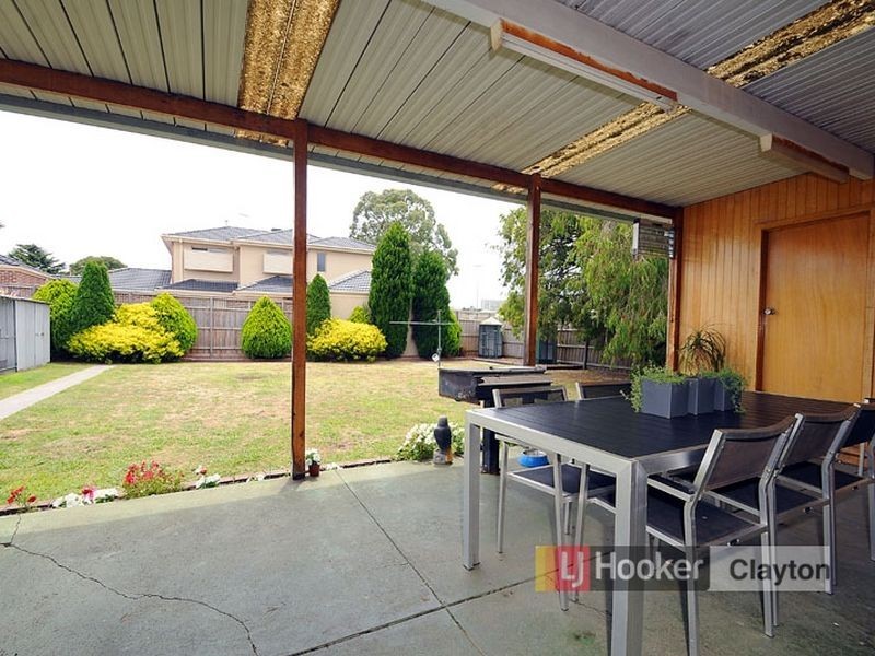 33 Hourigan Avenue, Clayton VIC 3168