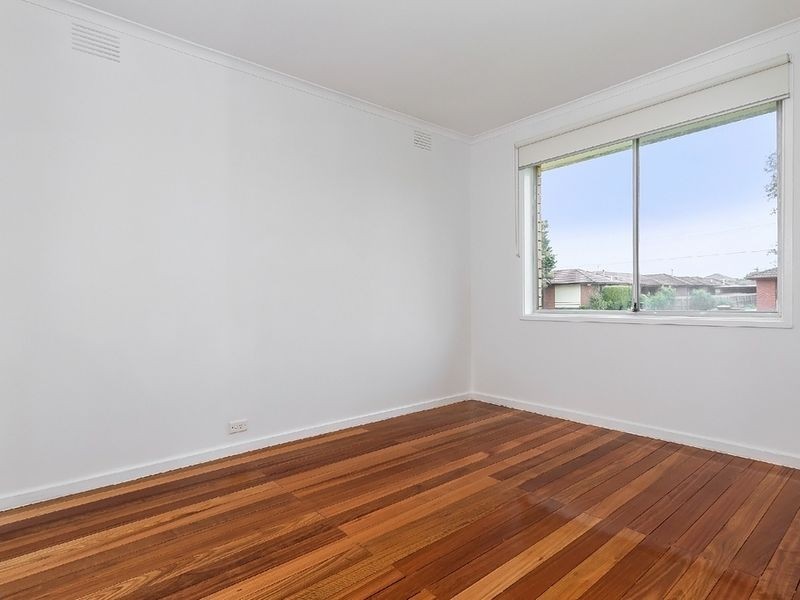 1/10 Milton Avenue, Clayton South VIC 3169