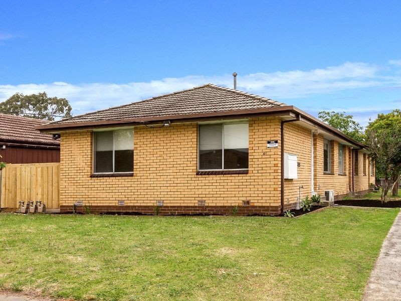 1/10 Milton Avenue, Clayton South VIC 3169