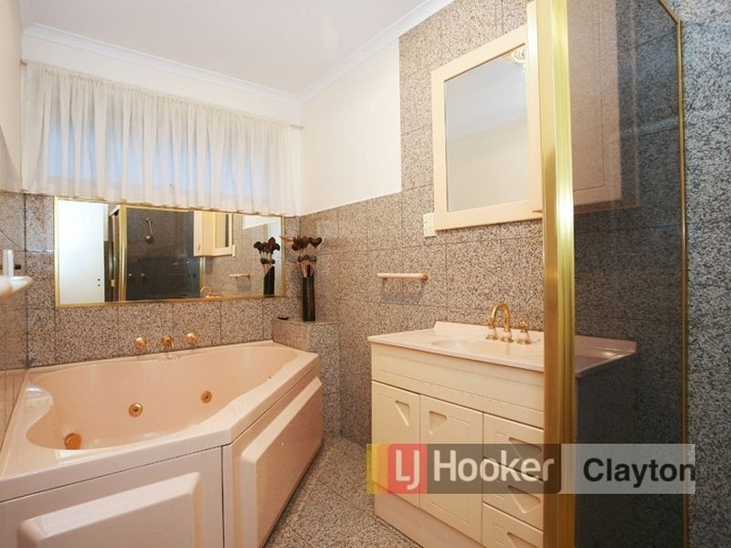 2 Sharra Court, Clarinda VIC 3169